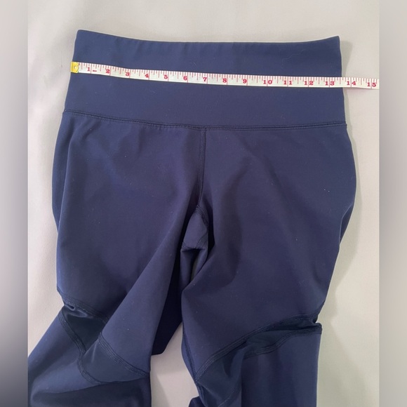 Old‎ Navy Active Womens Legging Go-Dry Navy Blue  Size Medium - Picture 3 of 8